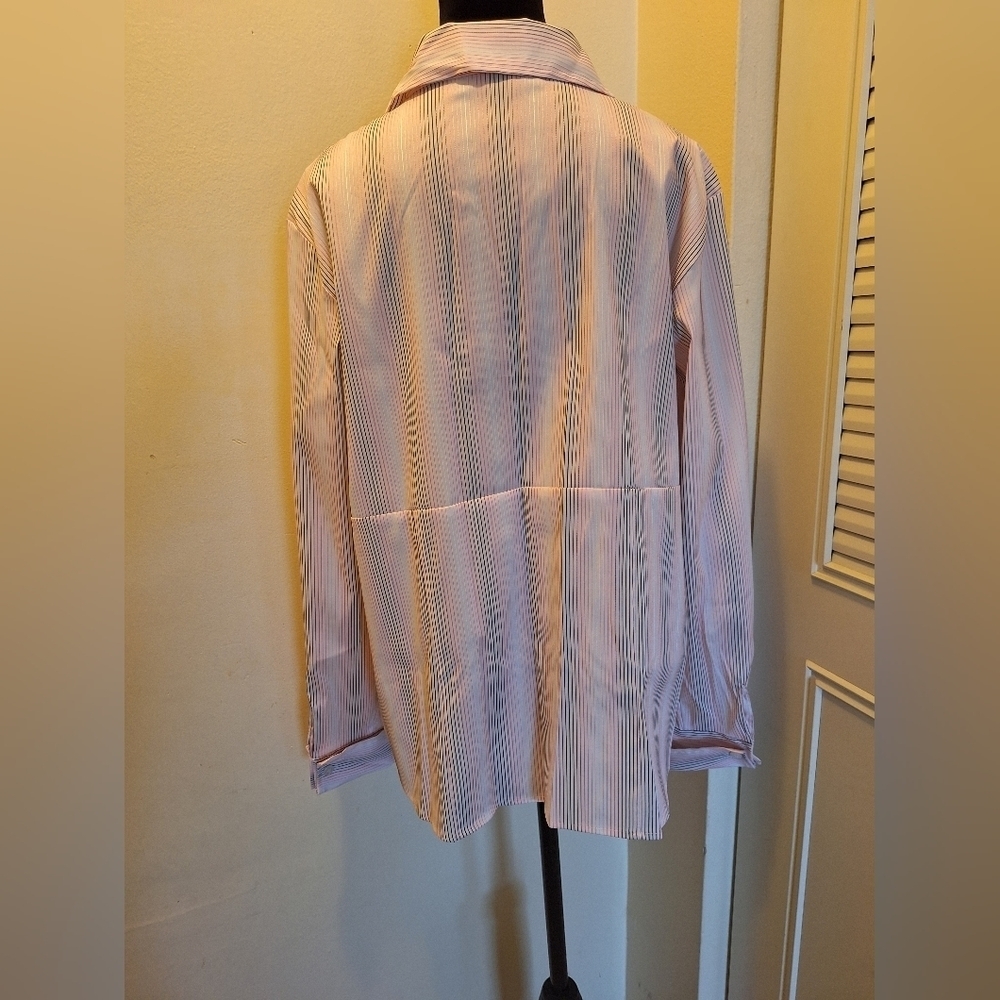 Style & Co. - Picture 2 of 5